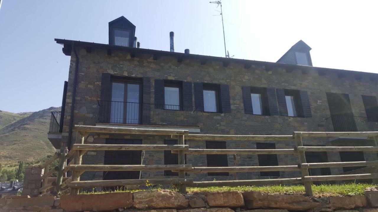 Apartamento L Auet Pla de l'Ermita Exterior foto